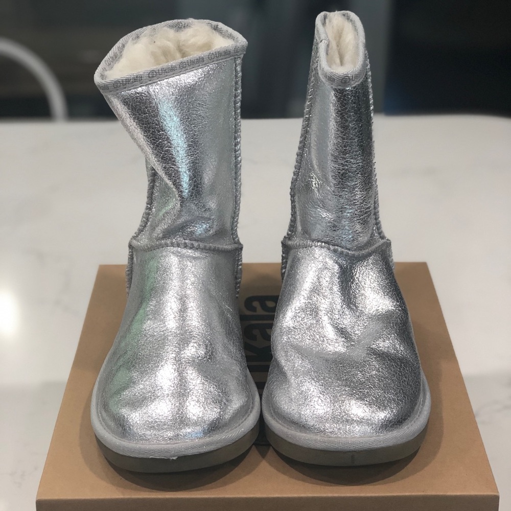 Ukala Boots